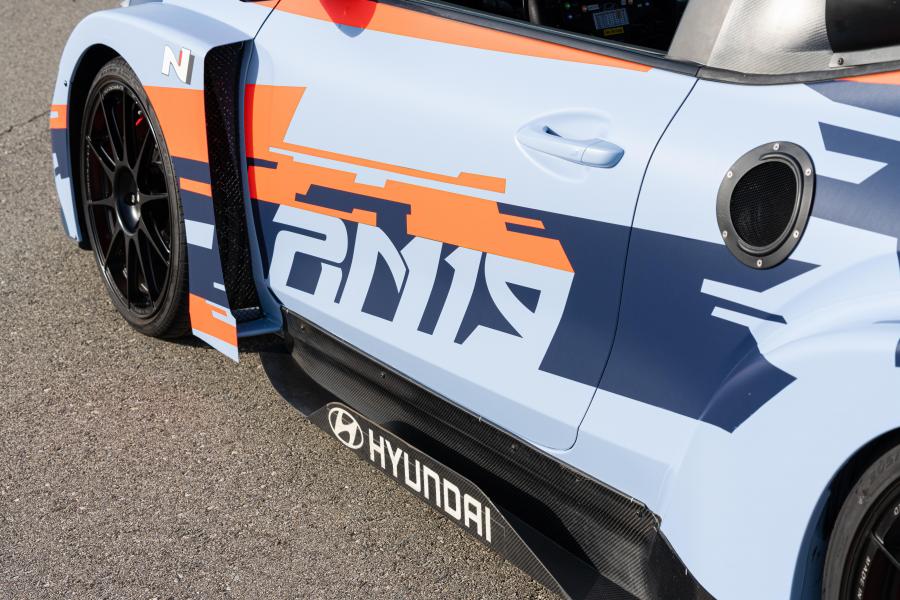 Детали экстерьера Hyundai RM19 2019 года  (фото 18 из 86)